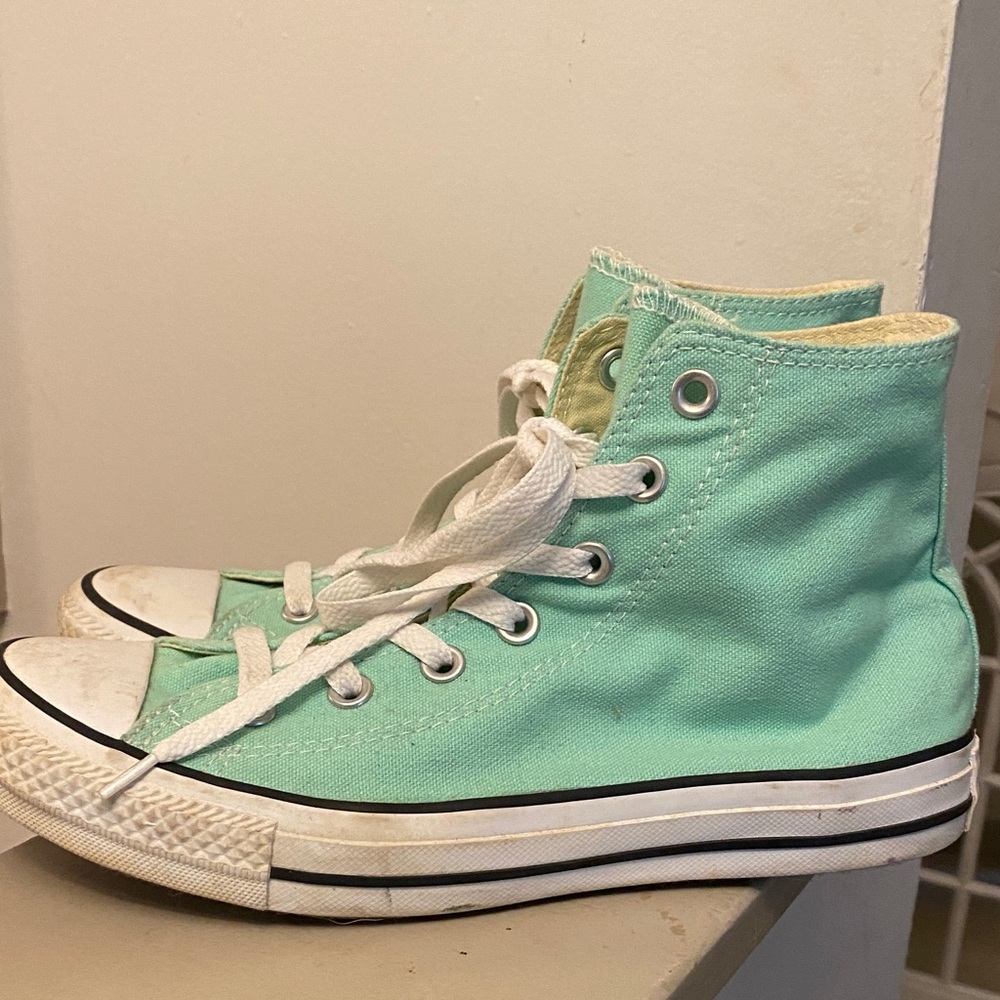 Converse